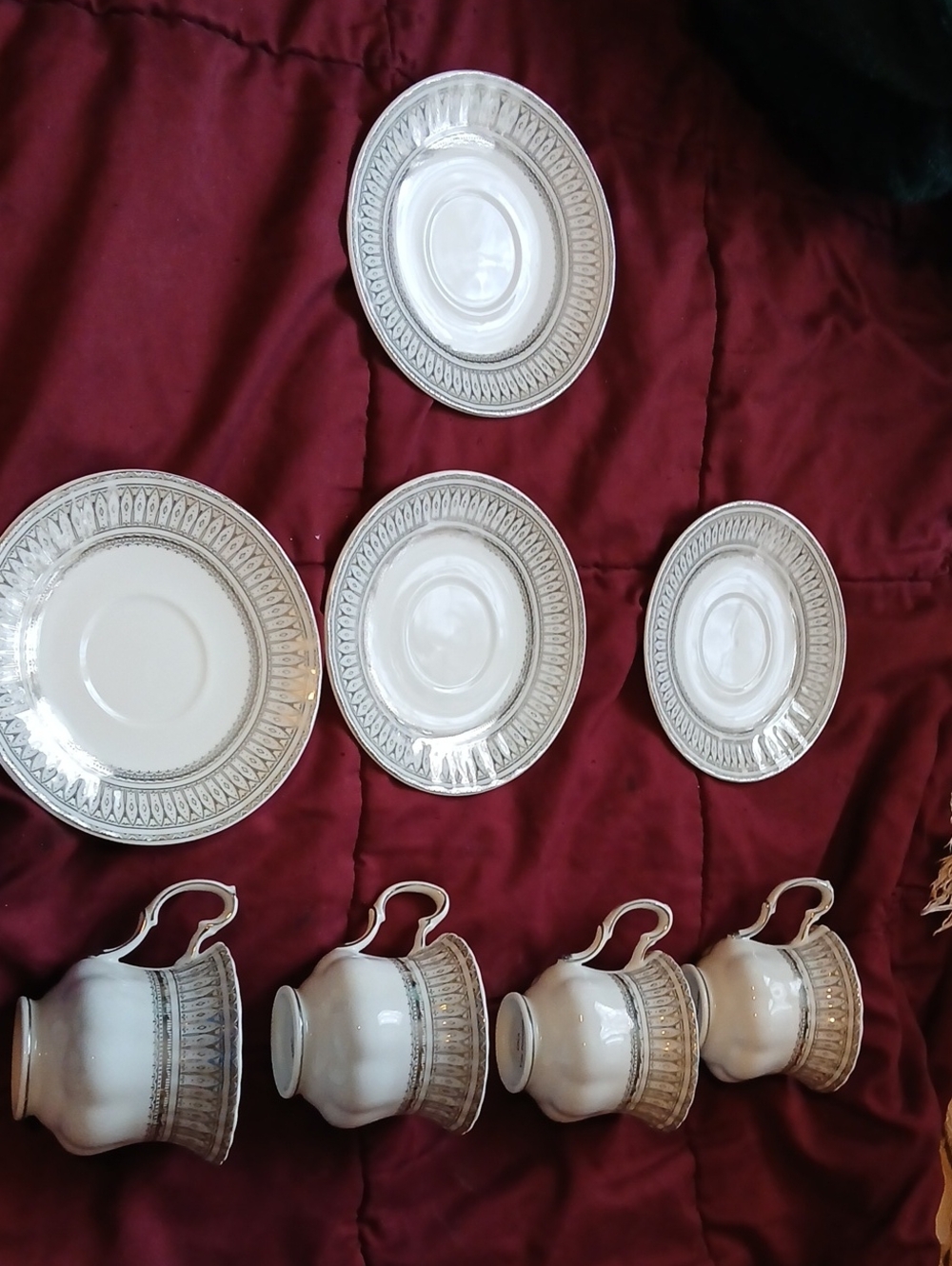 Elegant White and Silver Porcelain Tea Set - 4 Cups & Saucers